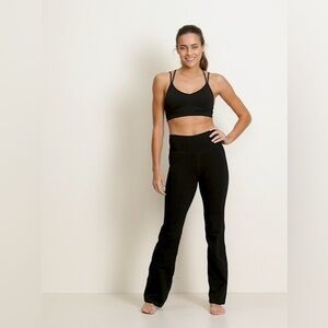 Old Navy High-Waisted Slim Boot-Cut Yoga Pants XL black leggings activewear